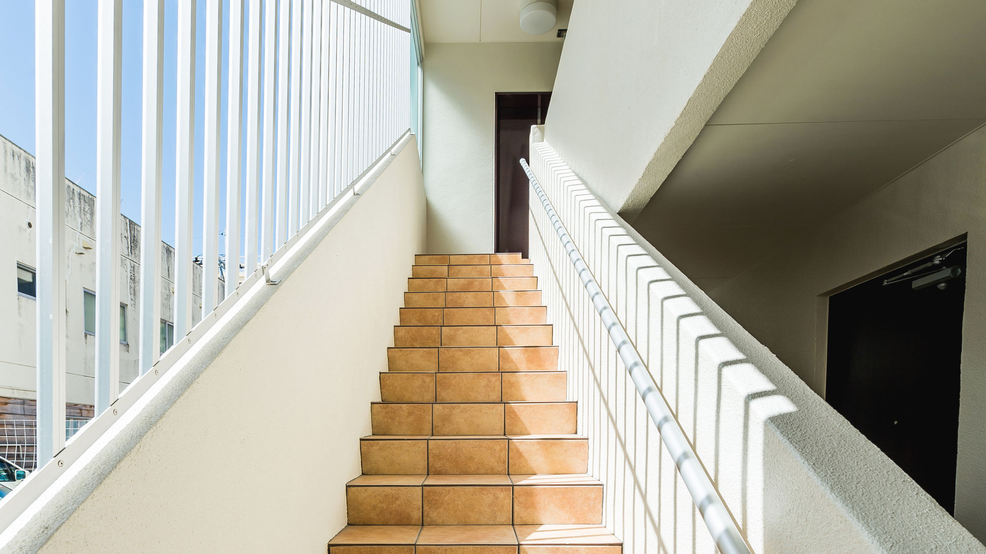 Condominium Resort Naha Living Inn Asahibashi Ekimae Annex Exterior photo